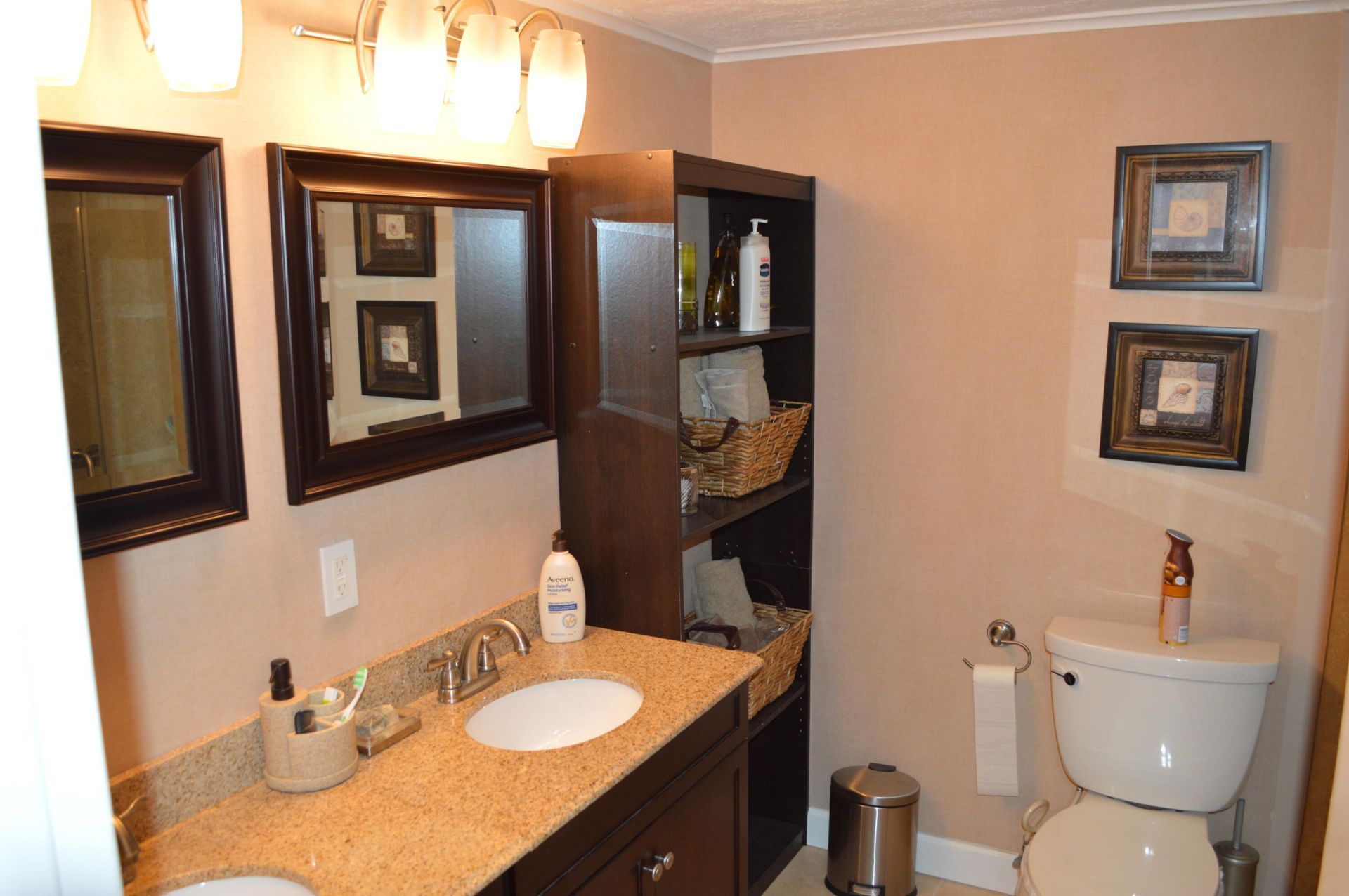 35 Dorchester B, West Palm Beach, FL 33417 Photo