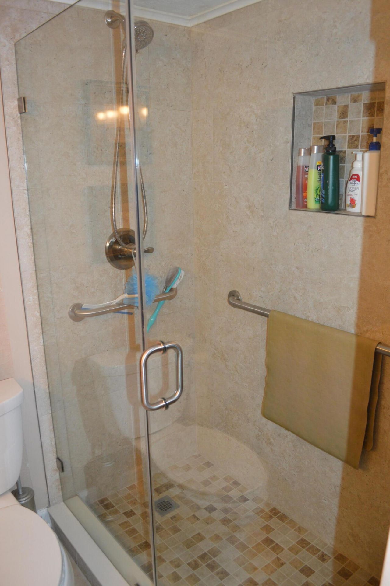 35 Dorchester B, West Palm Beach, FL 33417 Photo