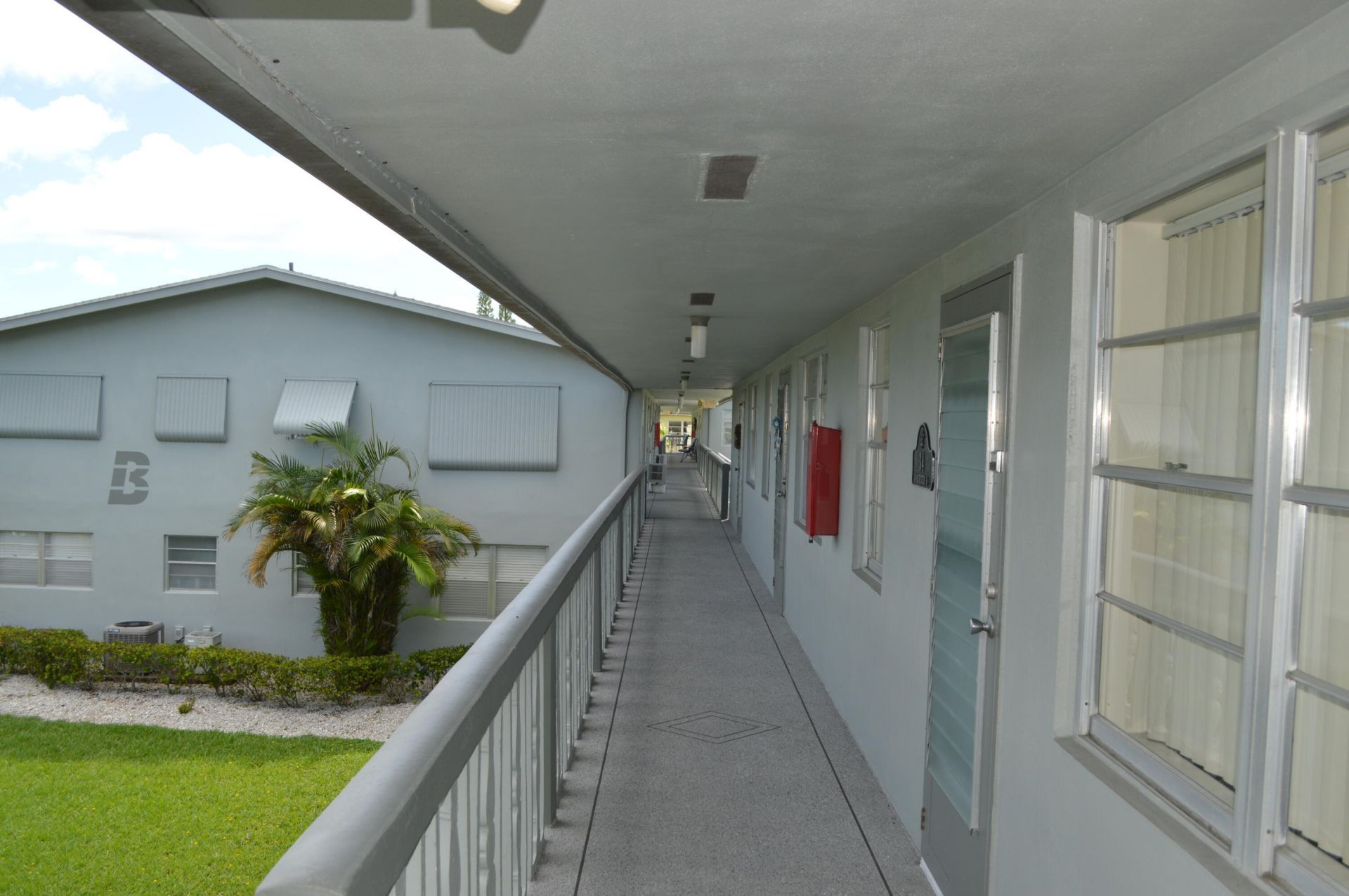 35 Dorchester B, West Palm Beach, FL 33417 Photo