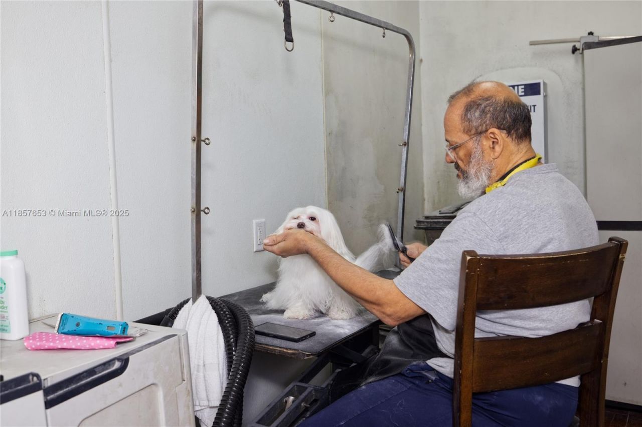 Please Call For Address, Kendall, FL 33186 Photo