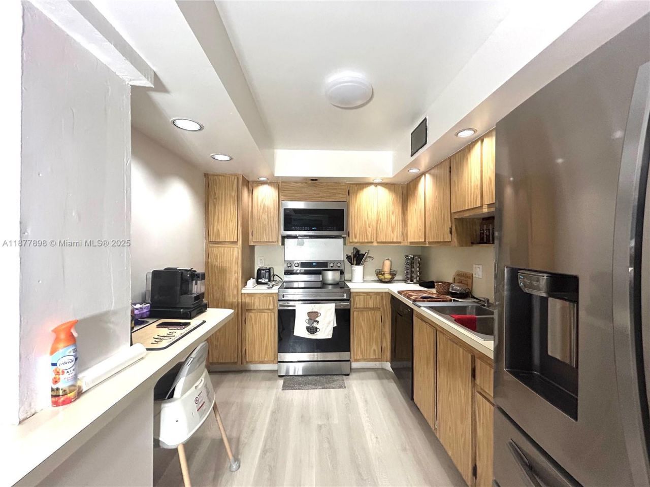 20860 San Simeon Way, Unit 404-6, Miami, FL 33179 Photo