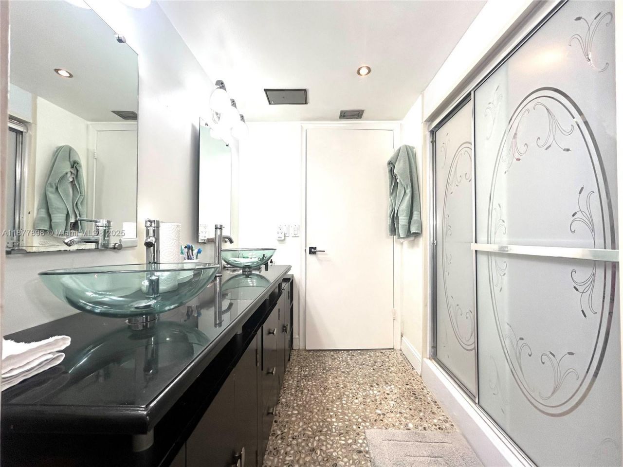 20860 San Simeon Way, Unit 404-6, Miami, FL 33179 Photo