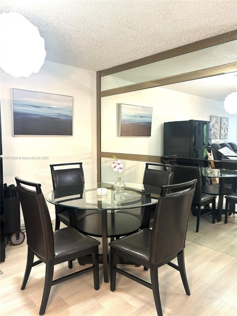 20860 San Simeon Way, Unit 404-6, Miami, FL 33179 Photo