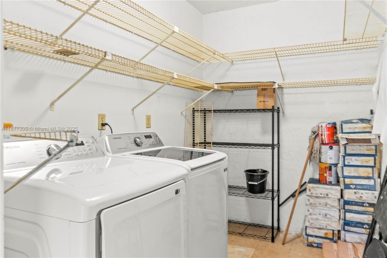 481 Ives Dairy Rd, Unit 303-4, Miami, FL 33179 Photo