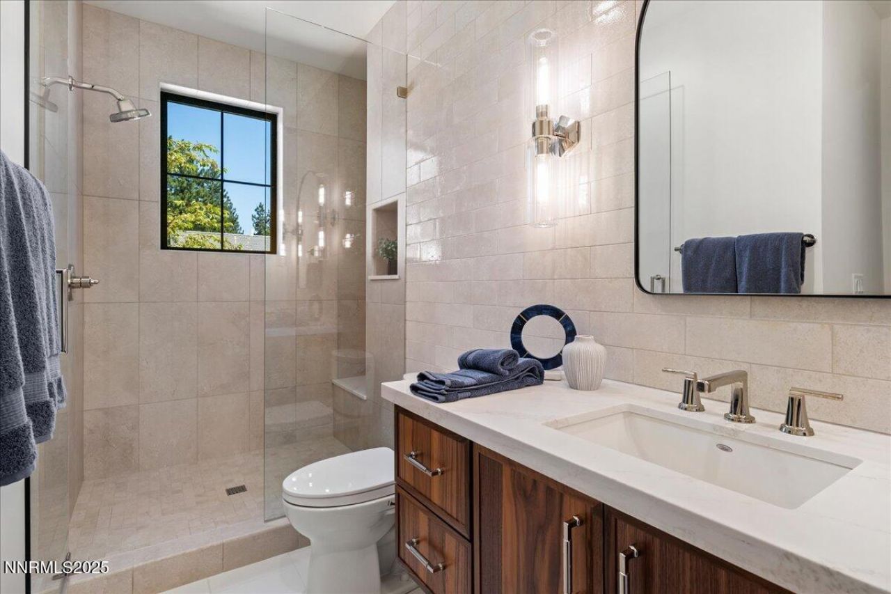 20585 Latour Way, Reno, NV 89511 Photo