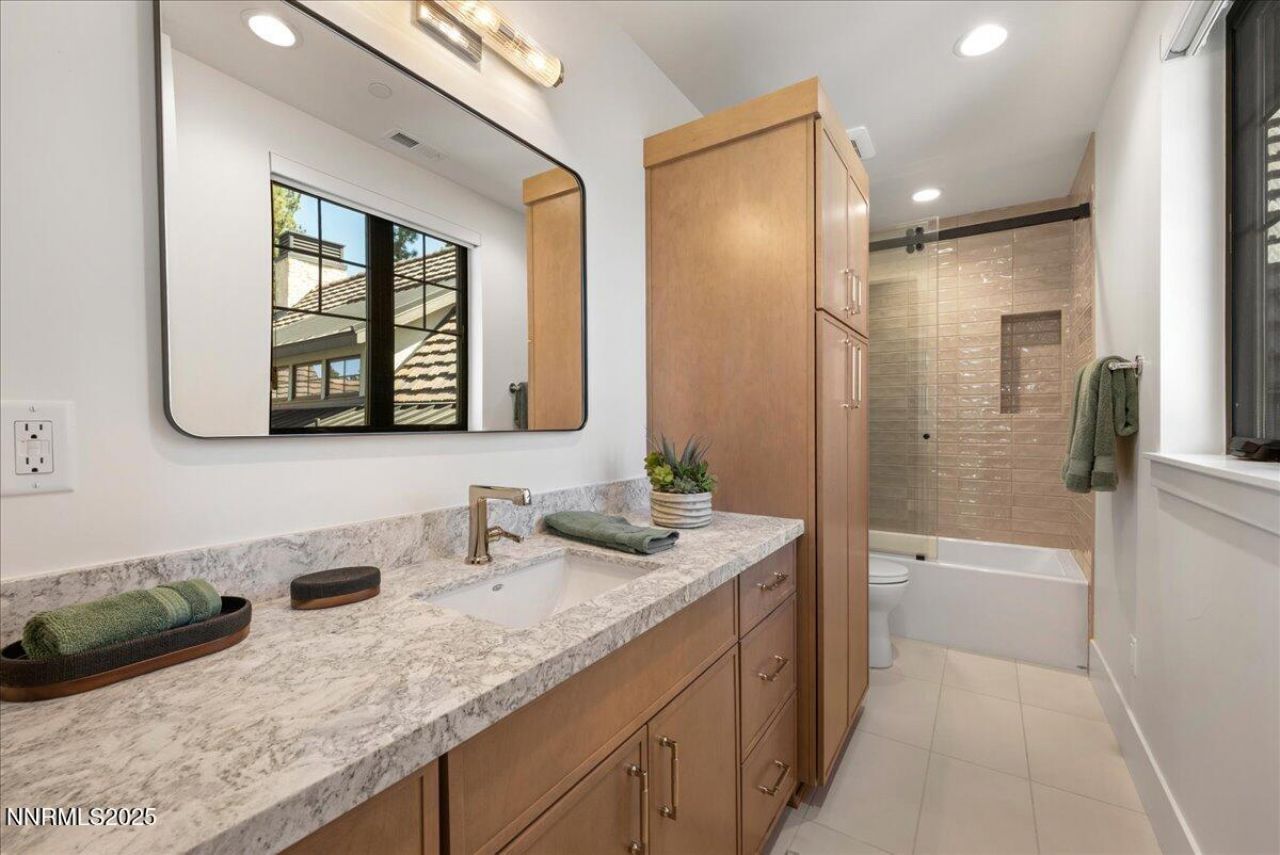 20585 Latour Way, Reno, NV 89511 Photo