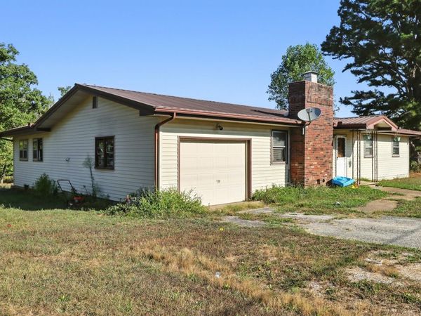 16661 Oak Hill Drive Road, Houston, MO 65483