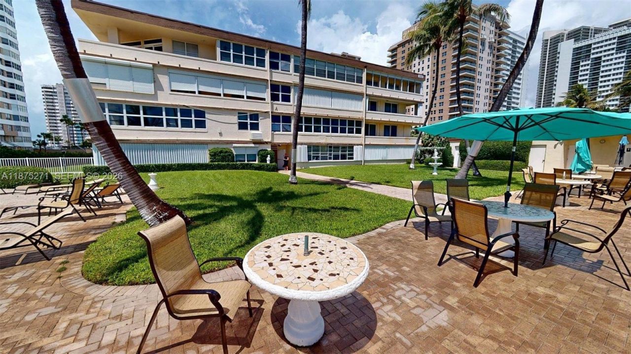 1936 S Ocean Dr, Unit 11D, Hallandale Beach, FL 33009 Photo