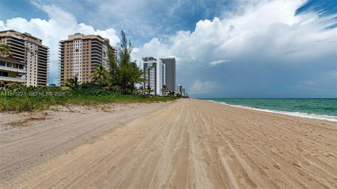 1936 S Ocean Dr, Unit 11D, Hallandale Beach, FL 33009 Photo