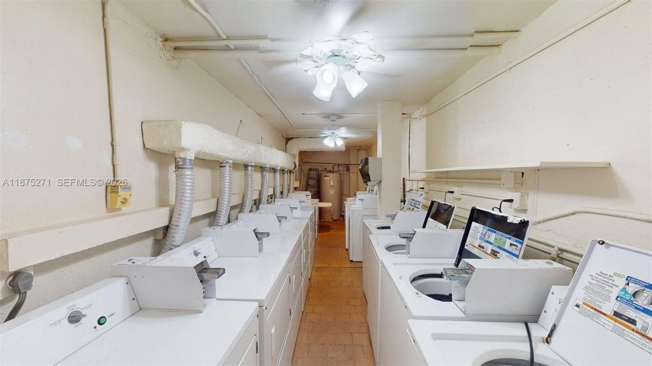 1936 S Ocean Dr, Unit 11D, Hallandale Beach, FL 33009 Photo