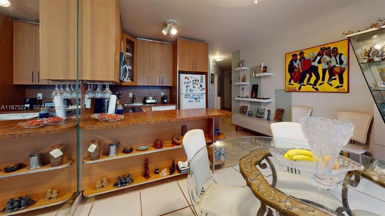 1936 S Ocean Dr, Unit 11D, Hallandale Beach, FL 33009 Photo