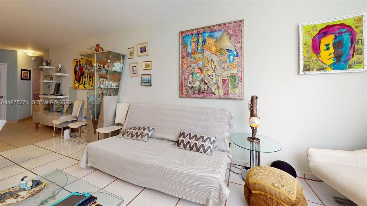 1936 S Ocean Dr, Unit 11D, Hallandale Beach, FL 33009 Photo