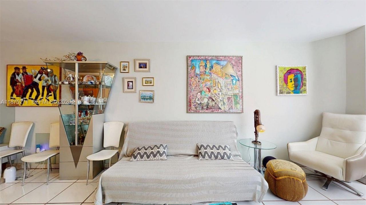 1936 S Ocean Dr, Unit 11D, Hallandale Beach, FL 33009 Photo