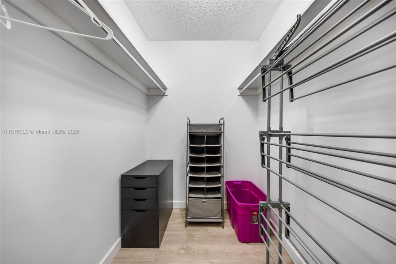 1228 West Ave, Unit 312, Miami Beach, FL 33139 Photo