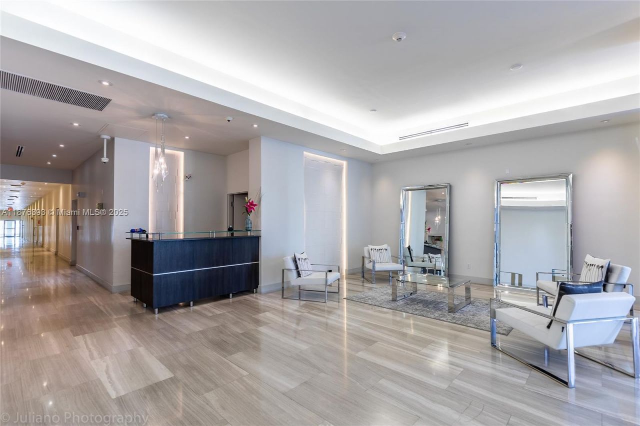 1228 West Ave, Unit 312, Miami Beach, FL 33139 Photo