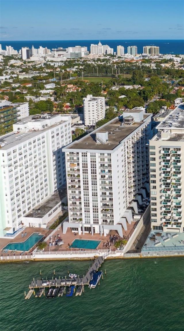 1228 West Ave, Unit 312, Miami Beach, FL 33139 Photo