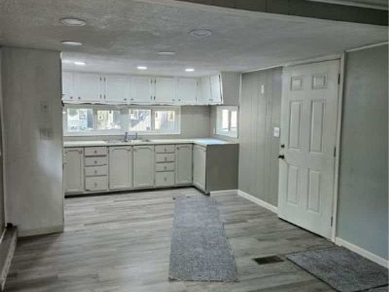 2305 E Waterloo Road, Akron, OH 44312 Photo 11