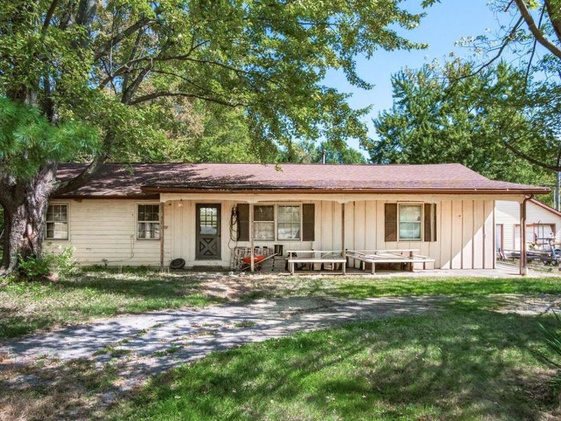 10499 Hazelton Etna Road SW, Etna, OH 43062 Photo 1