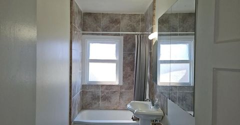1911 Martin Luther King Jr Way, Berkeley, CA 94704 Photo