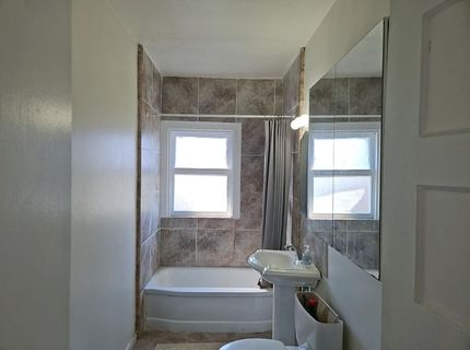 1911 Martin Luther King Jr Way, Berkeley, CA 94704 Photo