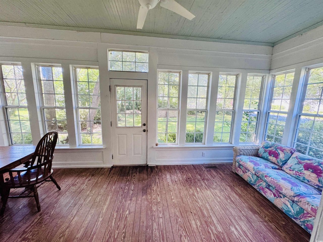 5 S Rosemary Ave. Photo 37