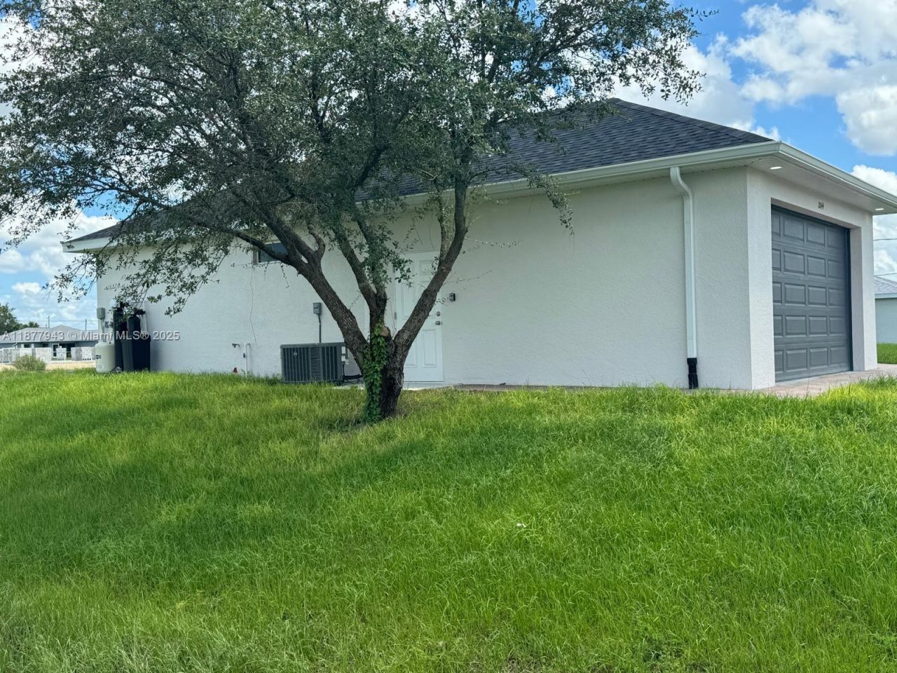 2044 Crawford Ave N, Lehigh Acres, FL 33971 Photo
