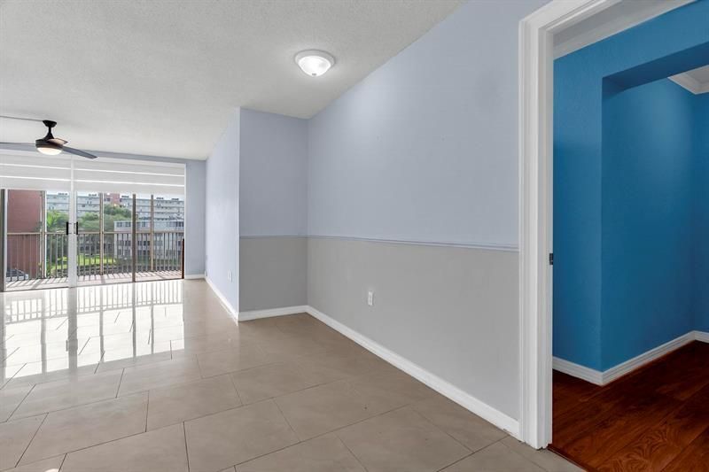 1690 NE 191st Street, Unit 405-1, Miami, FL 33179 Photo