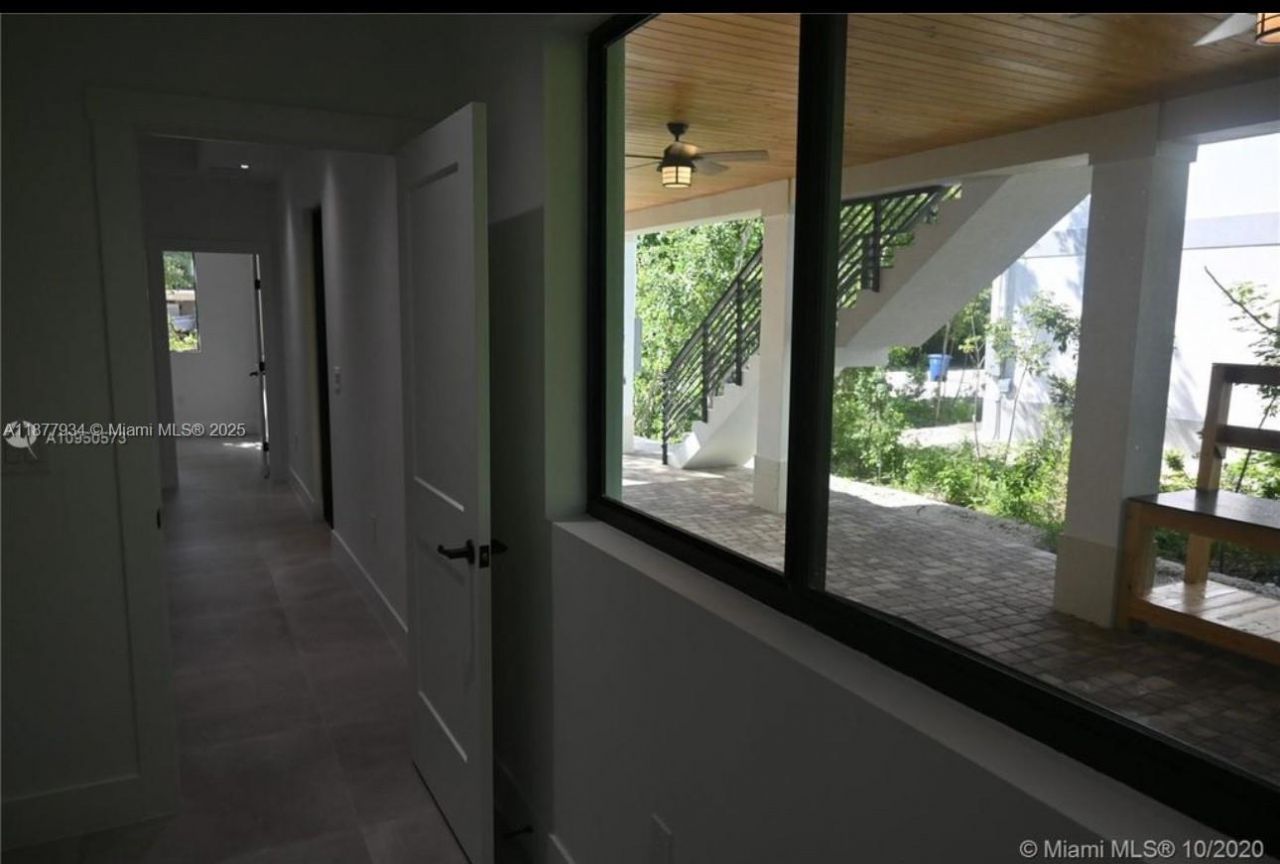 14 Coral Dr, Unit 1, Key Largo, FL 33037 Photo