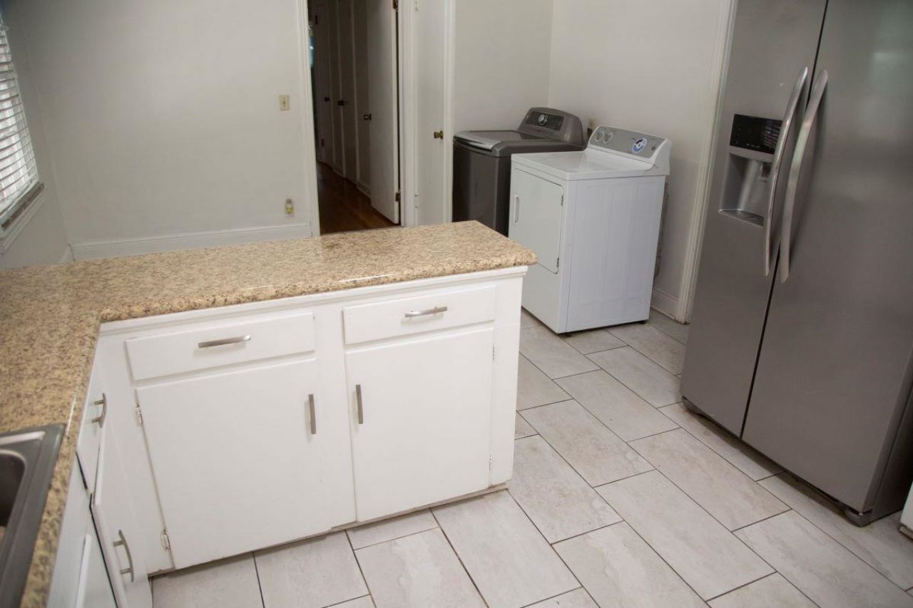 111 S Main Street, Havana, FL 00000 Photo