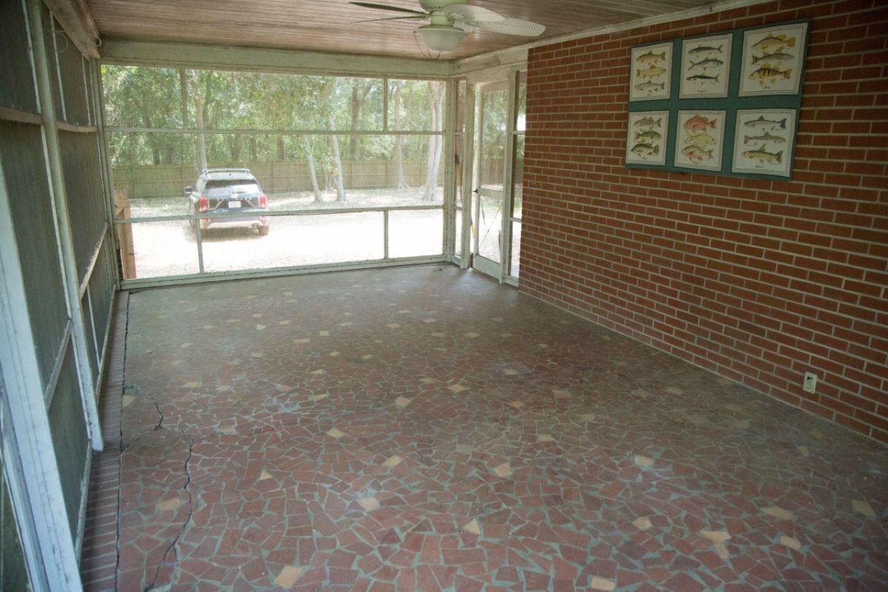 111 S Main Street, Havana, FL 00000 Photo