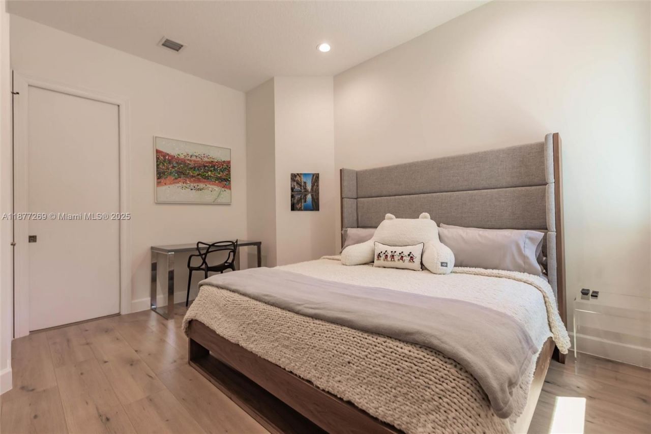 12641 N Stonebrook Cir, Davie, FL 33330 Photo