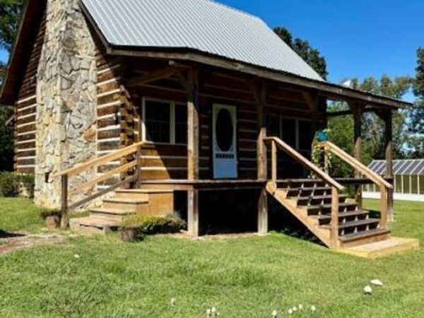 669 Choptack Rd, Rogersville, TN 37857