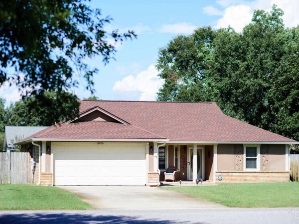 3876 Mariners Dr, Gulf Breeze, FL 32563