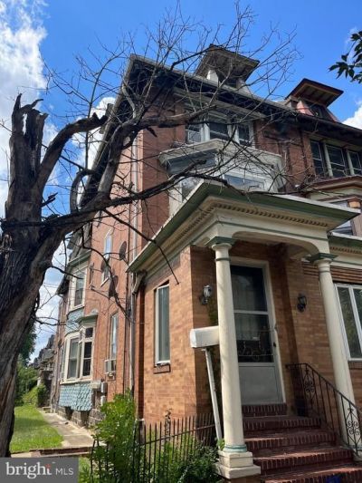 560 S 48th Street, Philadelphia, PA 19143 Main Photo