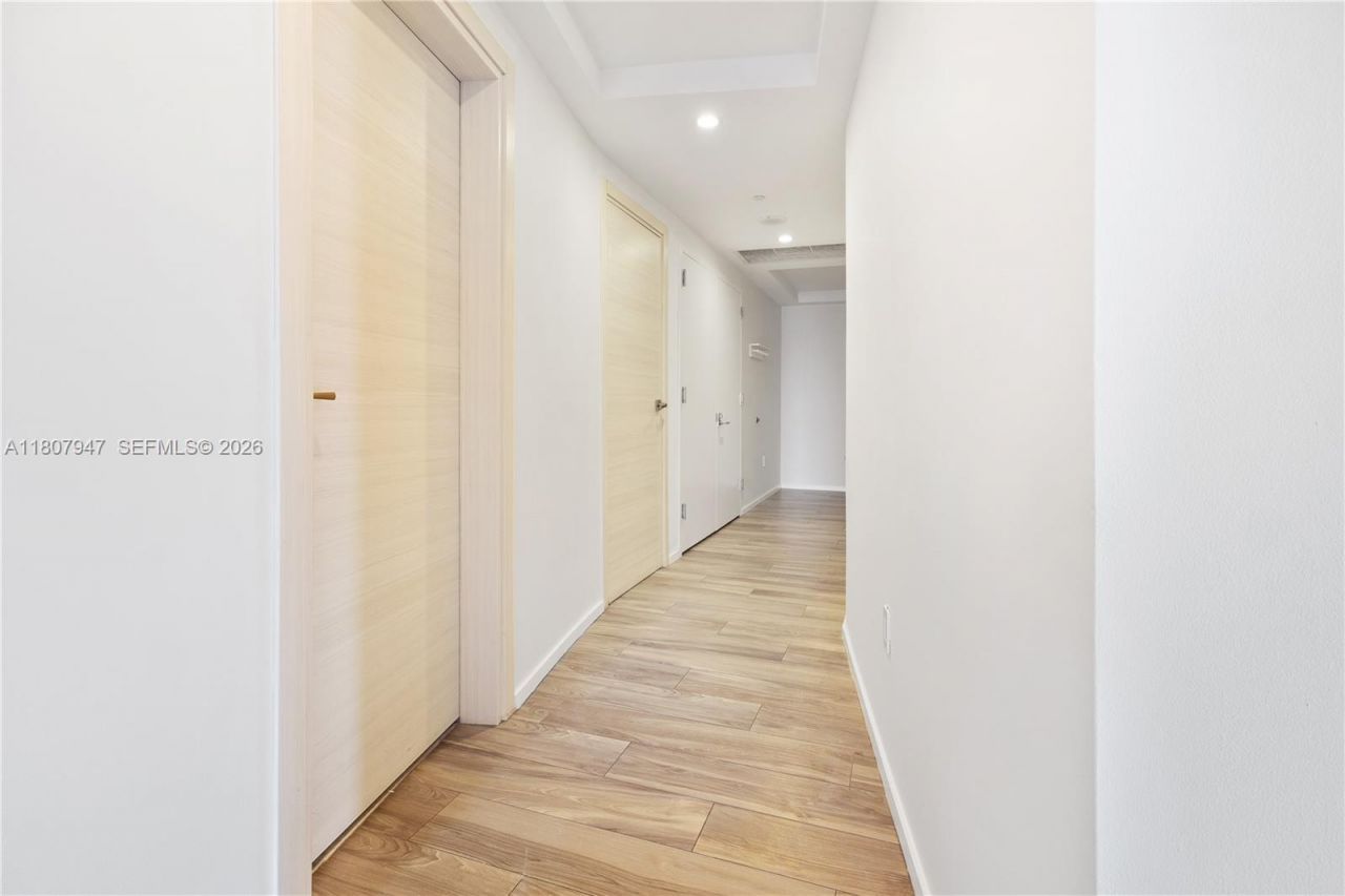 801 S Miami Ave, Unit 2201, Miami, FL 33130 Photo