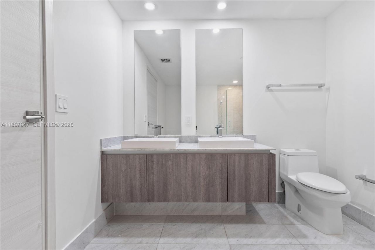801 S Miami Ave, Unit 2201, Miami, FL 33130 Photo