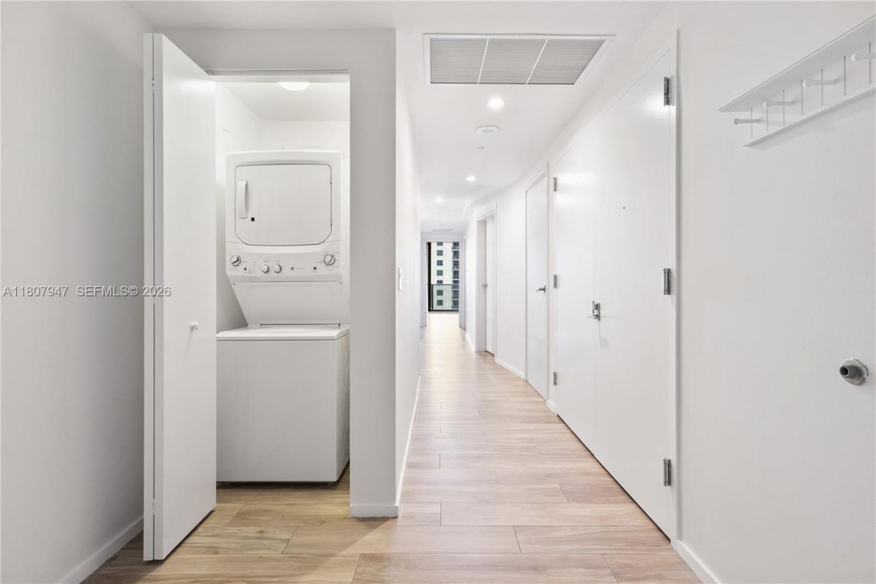 801 S Miami Ave, Unit 2201, Miami, FL 33130 Photo