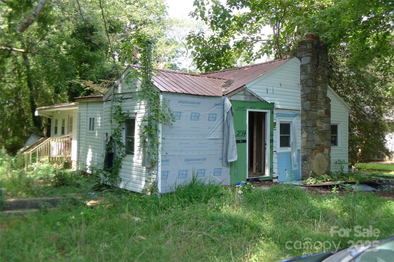 115 N Arlington Avenue, Unit 28-33, 65-, Jonesville, NC 28642 Main Photo