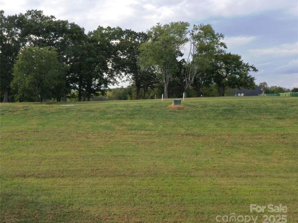 2627 Vista Lane NE, Conover, NC 28613