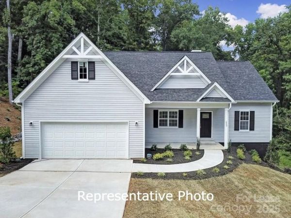 595 Foxwood Drive SE, Concord, NC 28025