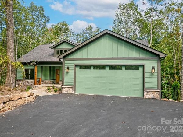 86 Isuhdavga Court, Brevard, NC 28712