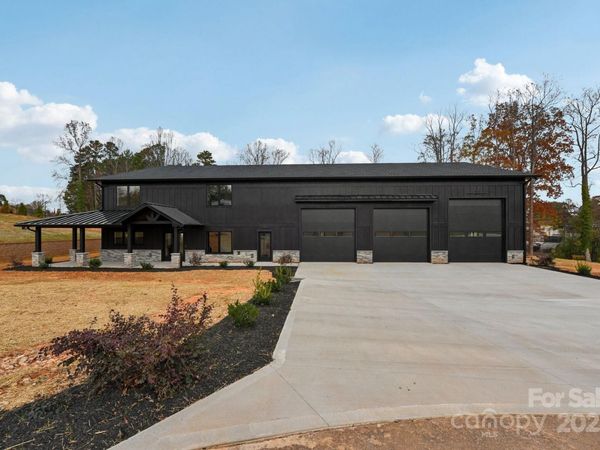 121 Winners Circle, Mooresville, NC 28117