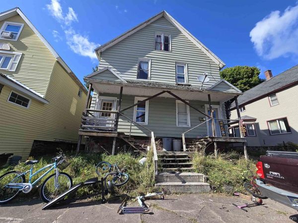 139 S Pewabic Street, Laurium, MI 49913