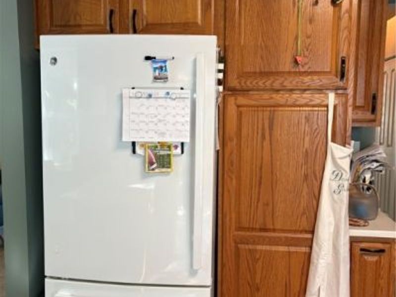 814 Valley Drive, Amherst, OH 44001 Photo 10