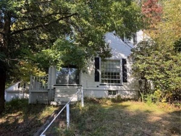 1952 Hubbard Masury Road, Hubbard, OH 44425