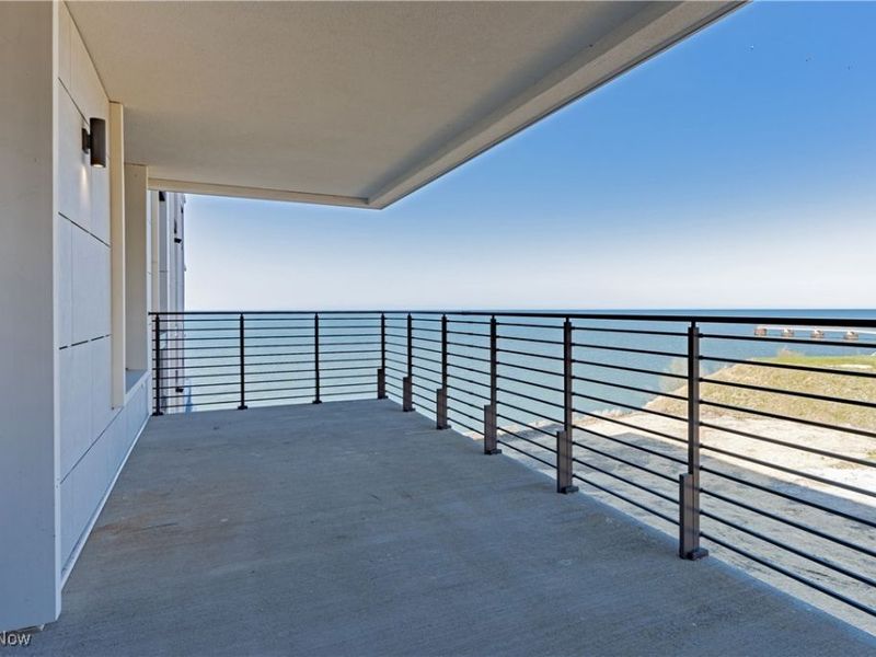 22700 Lake Road, Unit 304, Rocky River, OH 44116 Photo 11