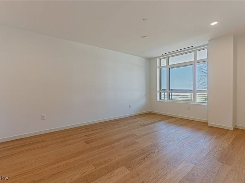 22700 Lake Road, Unit 304, Rocky River, OH 44116 Photo 13