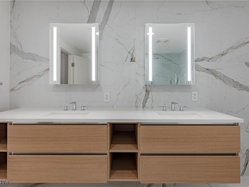 22700 Lake Road, Unit 304, Rocky River, OH 44116 Photo 16