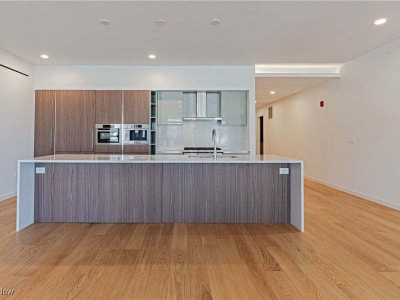 22700 Lake Road, Unit 304, Rocky River, OH 44116 Photo 7