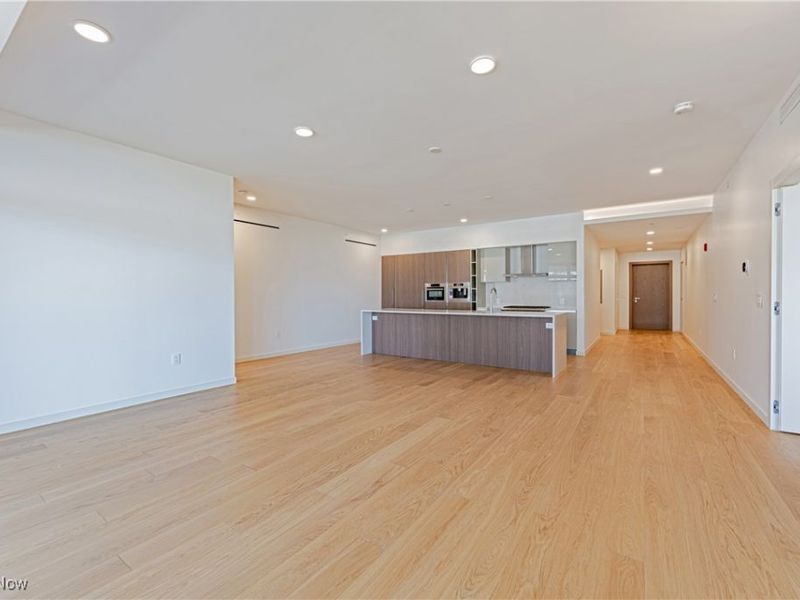 22700 Lake Road, Unit 304, Rocky River, OH 44116 Photo 8